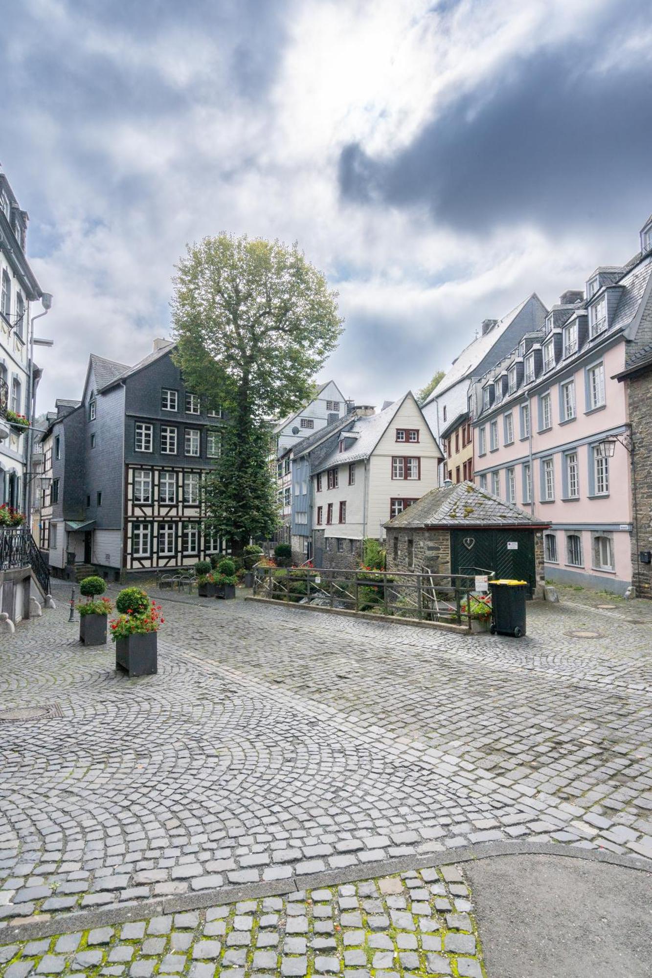 Holideis Monschau Center Apartments Exterior photo